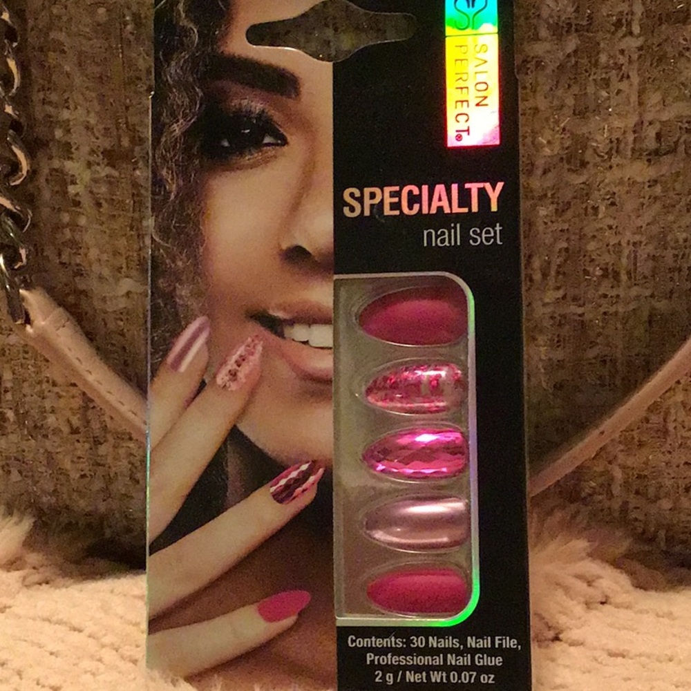 🌸Salon Perfect Nails🌸🌟SOLD🌟